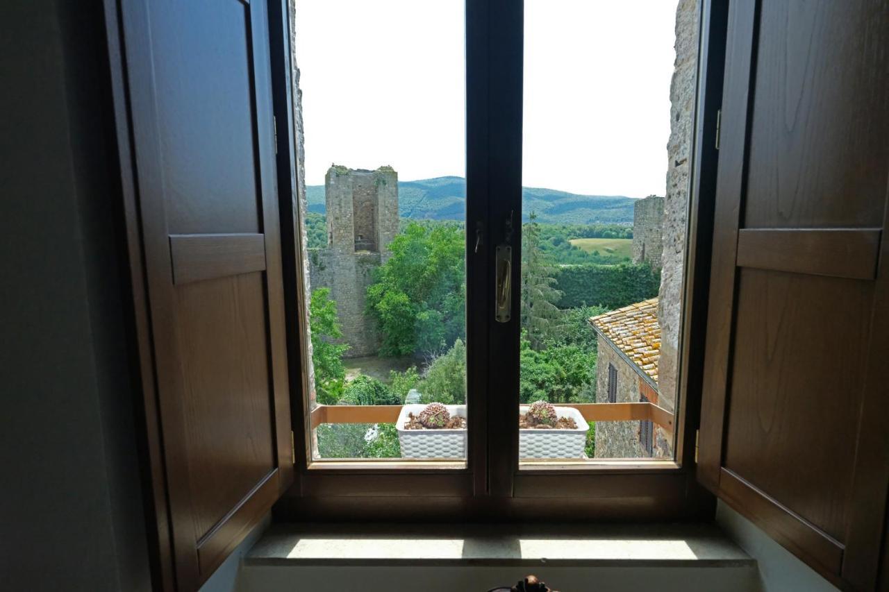 Rooms And Wine Al Castello Monteriggioni Exterior foto