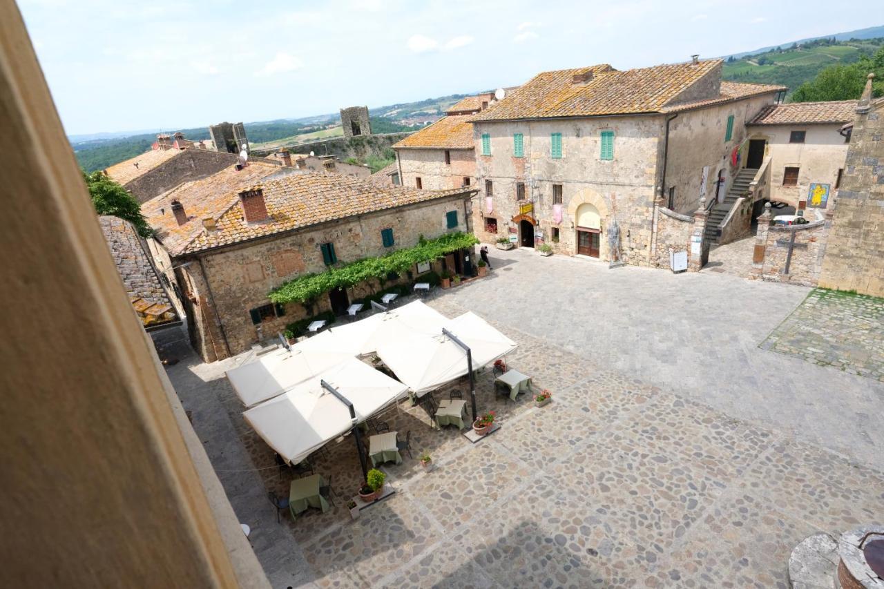 Rooms And Wine Al Castello Monteriggioni Exterior foto