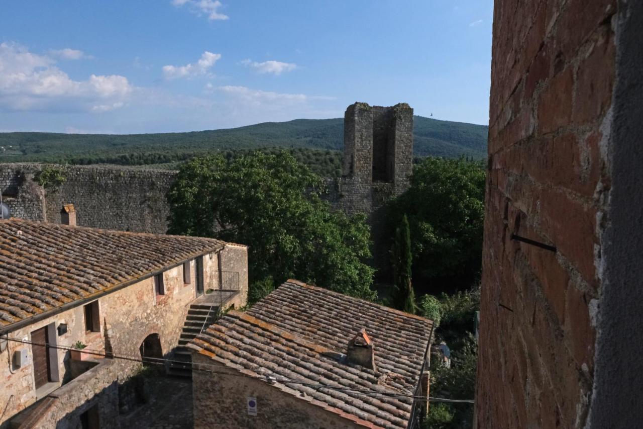 Rooms And Wine Al Castello Monteriggioni Exterior foto