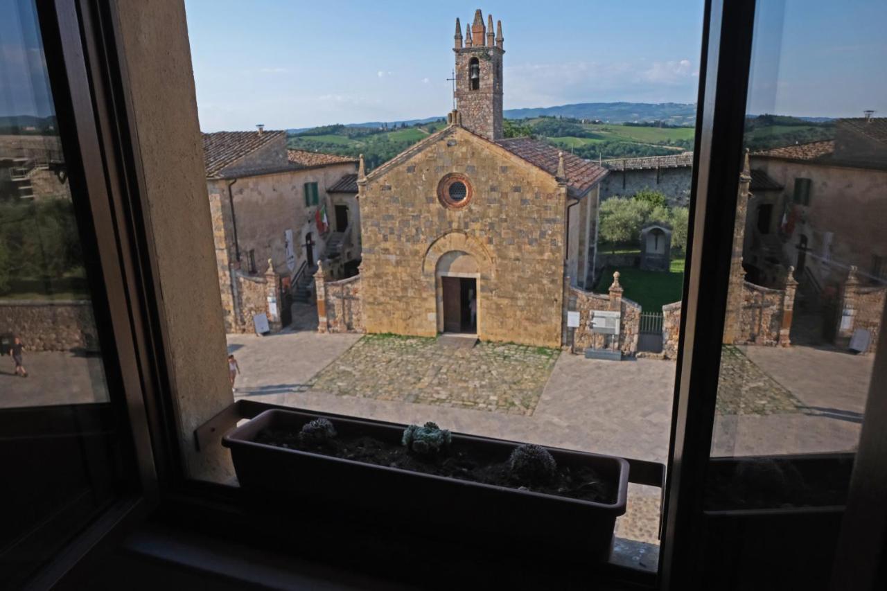 Rooms And Wine Al Castello Monteriggioni Exterior foto