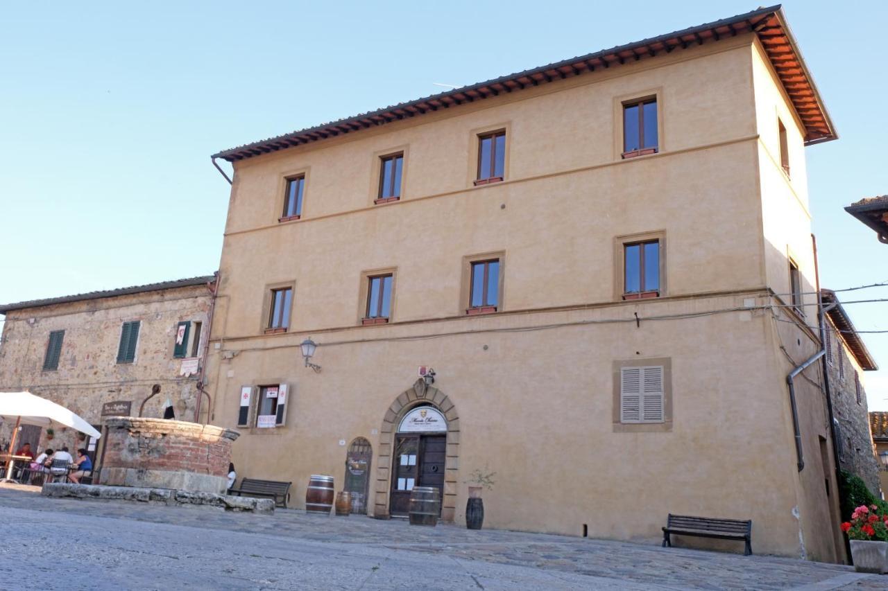 Rooms And Wine Al Castello Monteriggioni Exterior foto