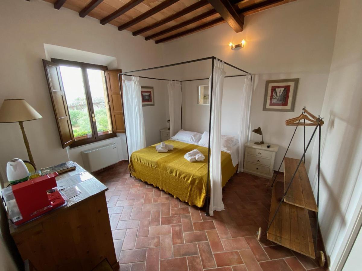 Rooms And Wine Al Castello Monteriggioni Exterior foto