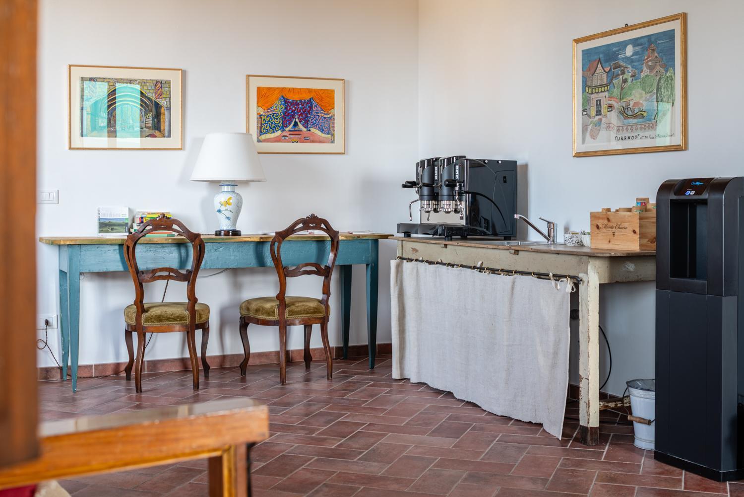 Rooms And Wine Al Castello Monteriggioni Exterior foto